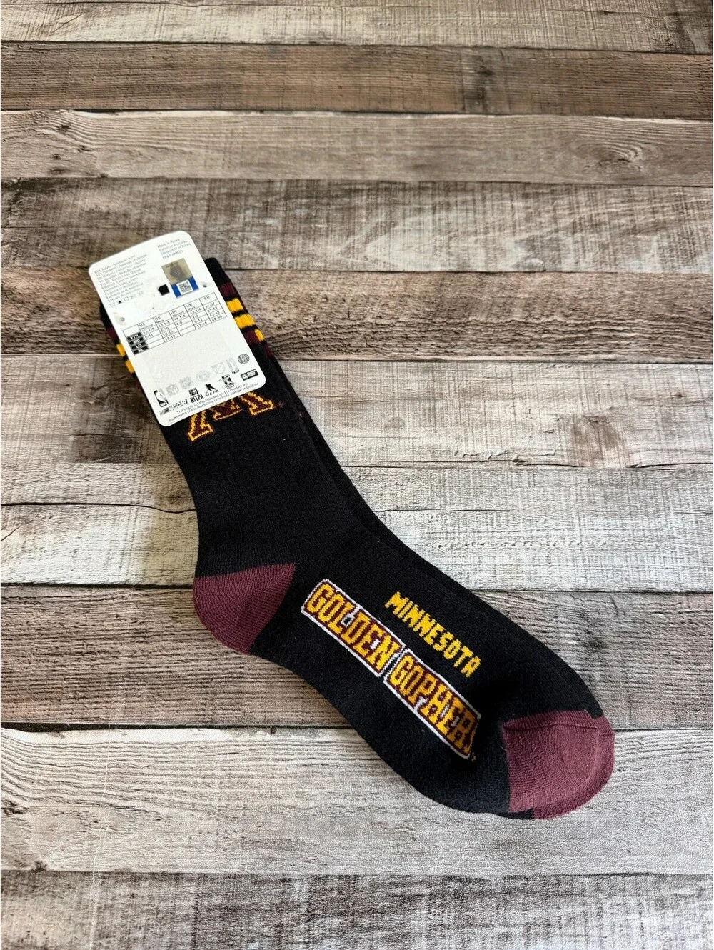NWT Minnesota Gophers Crew-Length Socks Size Large